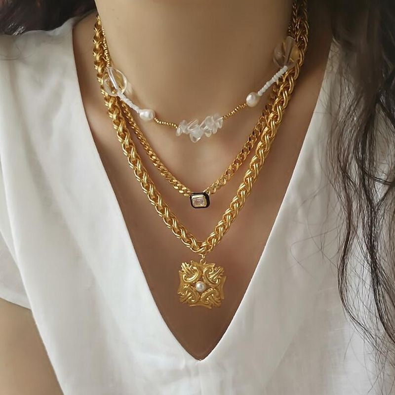 Totem necklace