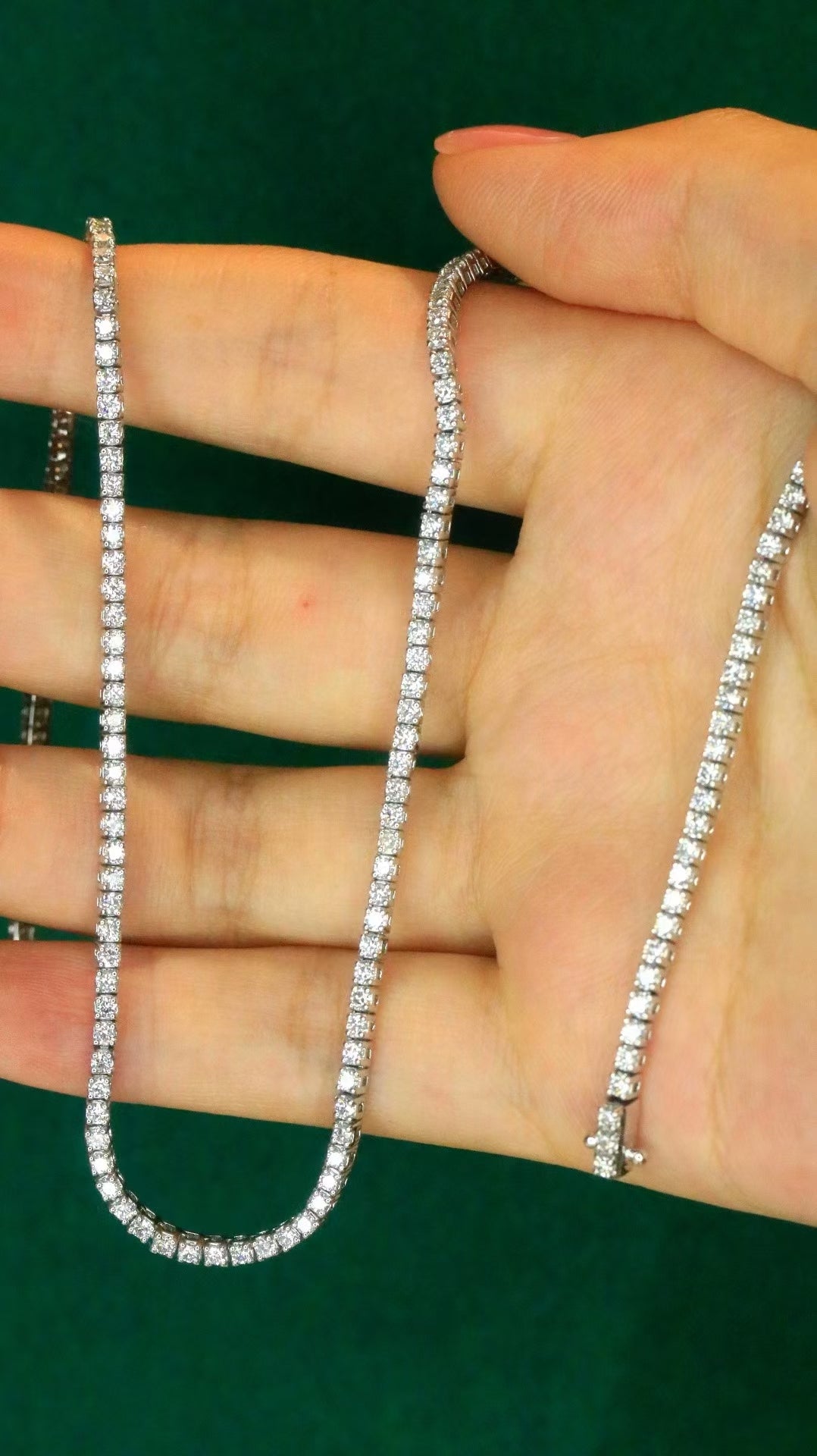 Tennis diamond necklace
