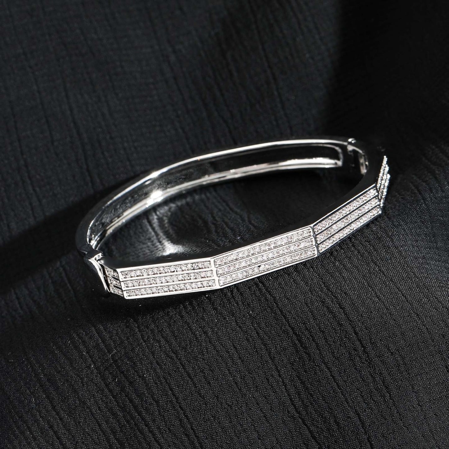 Diamond bangle