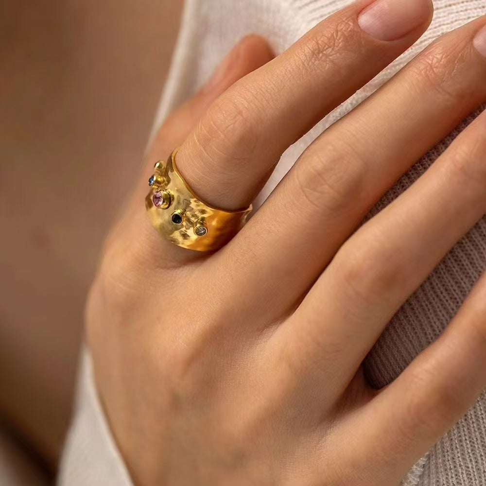 Gemstone ring