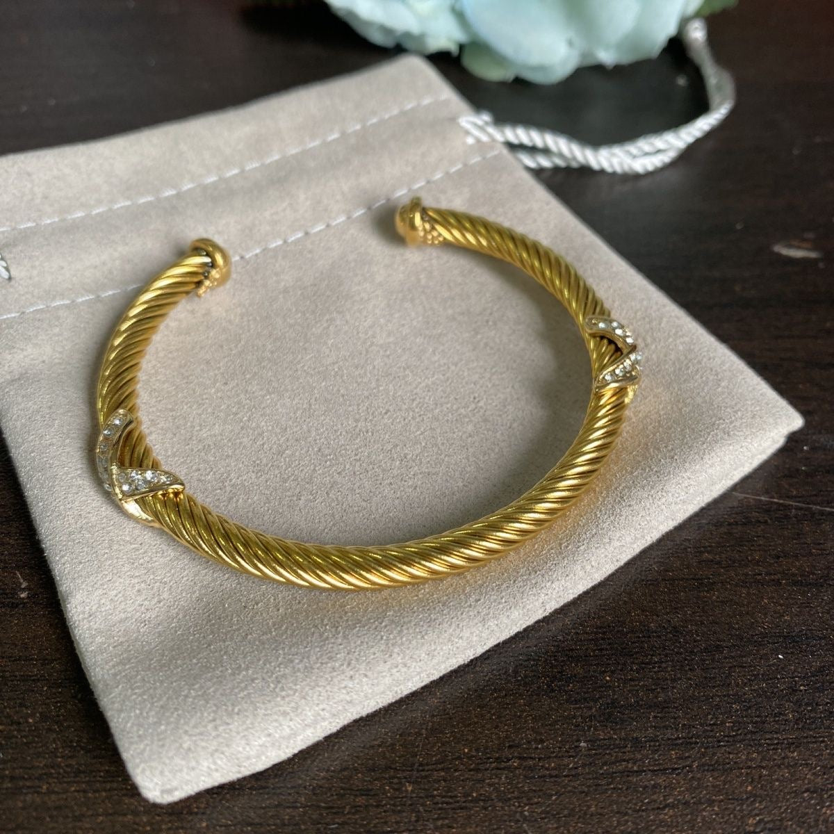 X thread bracelet