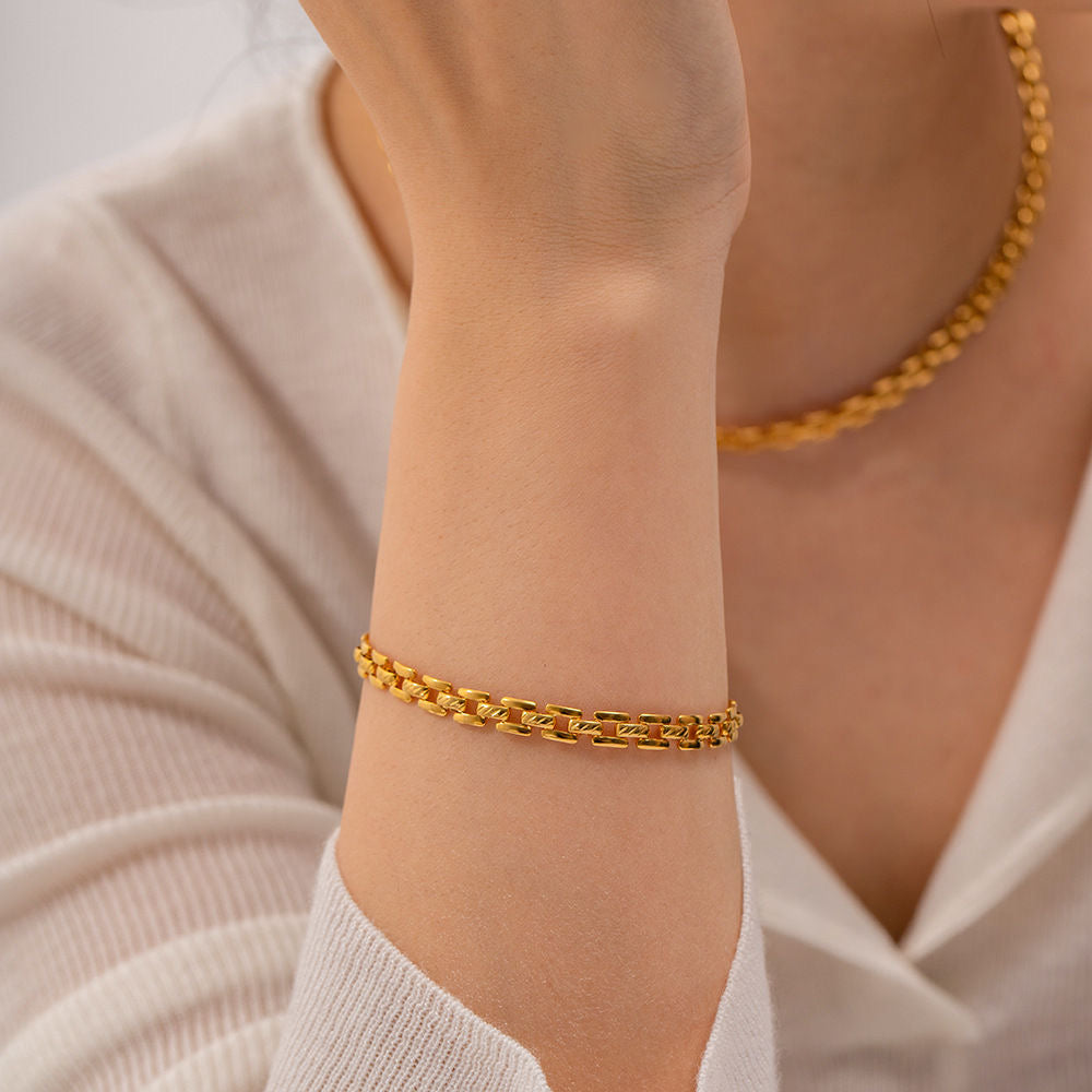 Hammered choker and bracelet